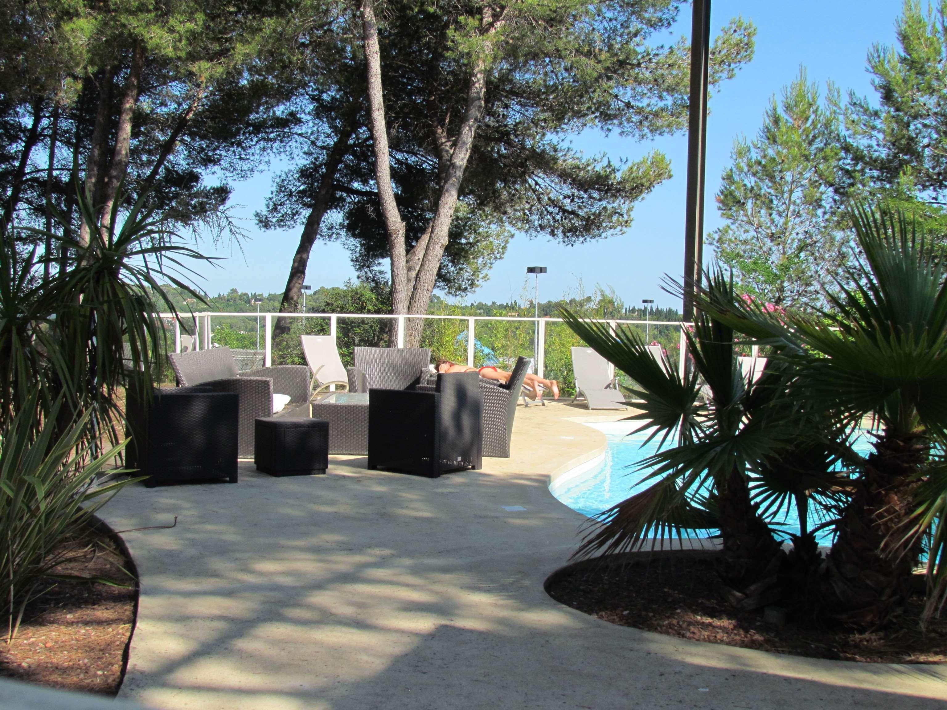 Kyriad Montpellier Nord Parc Euromedecine Saint-Clément エクステリア 写真